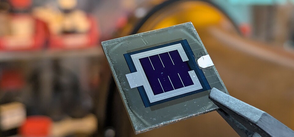 tandem solar cell 