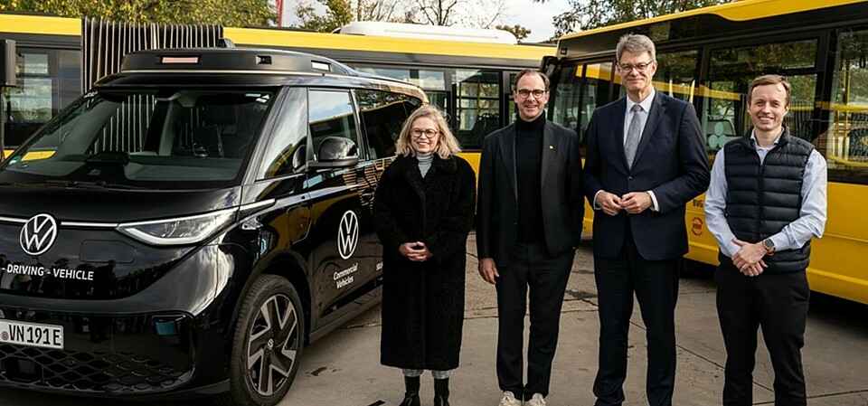 Five Level 4 autonomous vehicles will serve 80 stops across a 15 km² test area in Spandau, Charlottenburg-Wilmersdorf, and Reinickendorf. Five Level 4 autonomous vehicles will serve 80 stops across a 15 km² test area in Spandau, Charlottenburg-Wilmersdorf, and Reinickendorf.