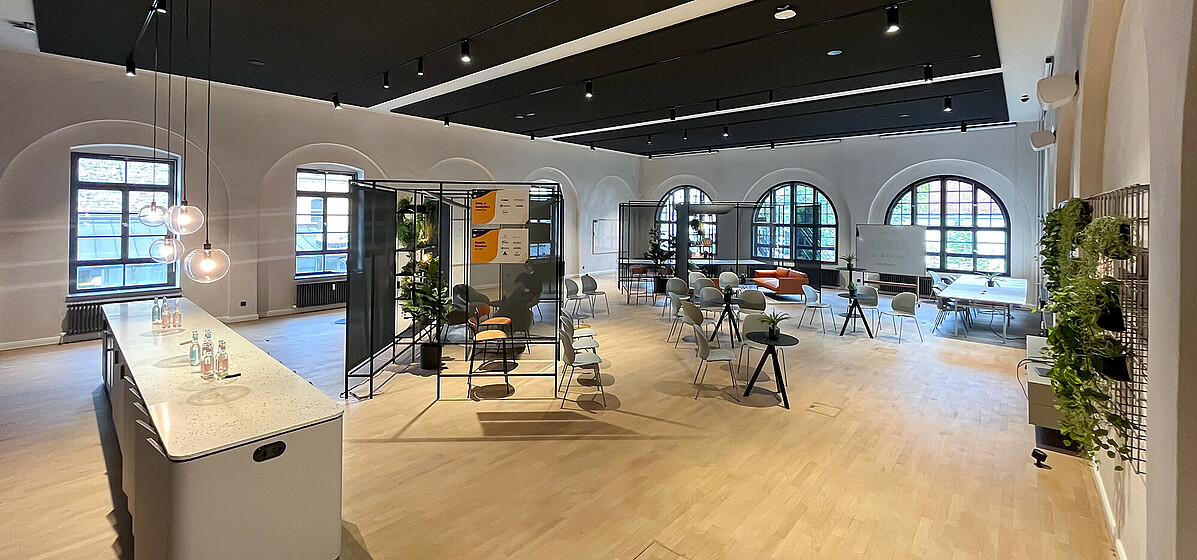 Modern Foundry – Casting Startups to fit into the SAP universe The Berlin SAP.iO Foundry is a program to integrate innovative startup solutions into the SAP product portfolio.